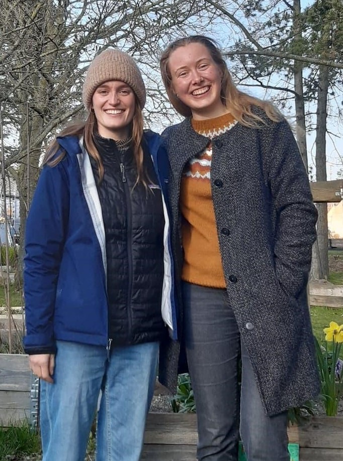 Picture of the writers Christel and Kristine